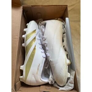 Kids adidas soft cleats gold predator club size 4